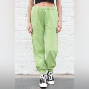 Brandy Melville Green rosa sweat pants